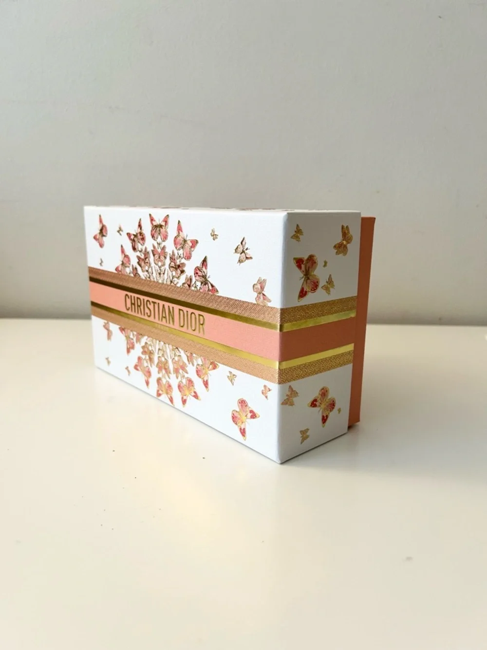 🌸DIOR Gift Box Limited Edition with tissue paper & card - Picture 3 of 10